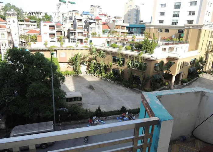 Trang Hotel 2*