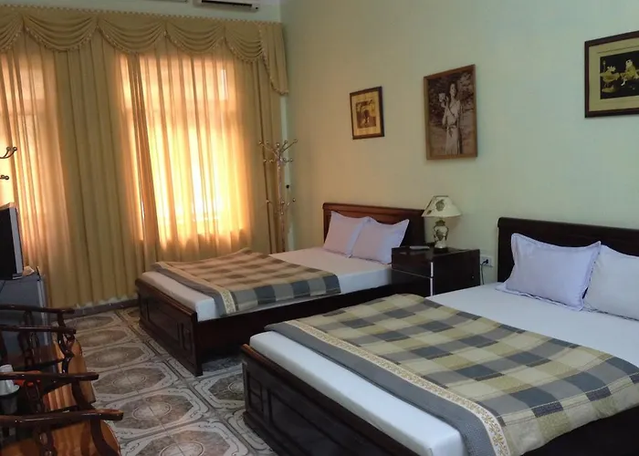 Trang Hotel 2*